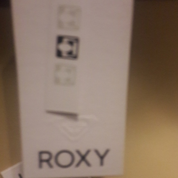 NWT Roxy Softly Love Crop Top - Picture 4 of 6